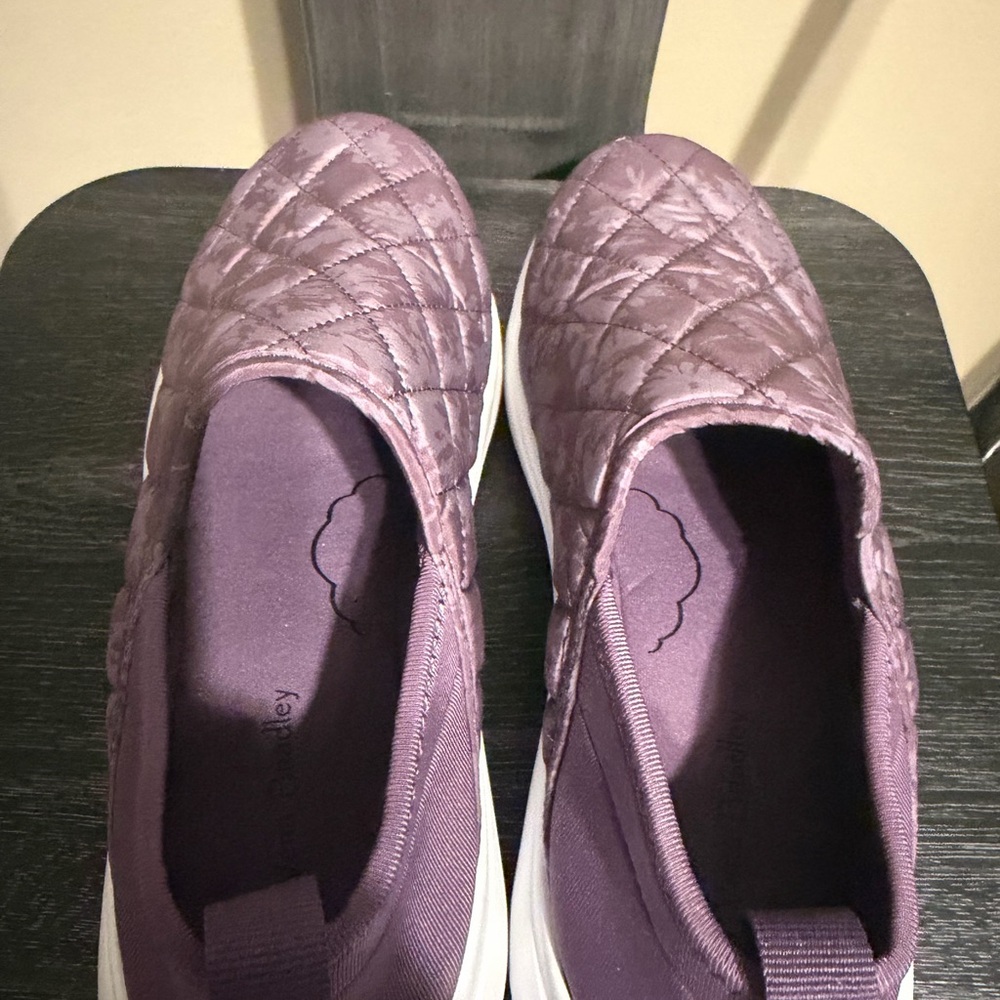 Vera Bradley VB Cloud Convertible Slip-On Shoes Purple Tonal Floral Quilted Sz 7 - Picture 10 of 13